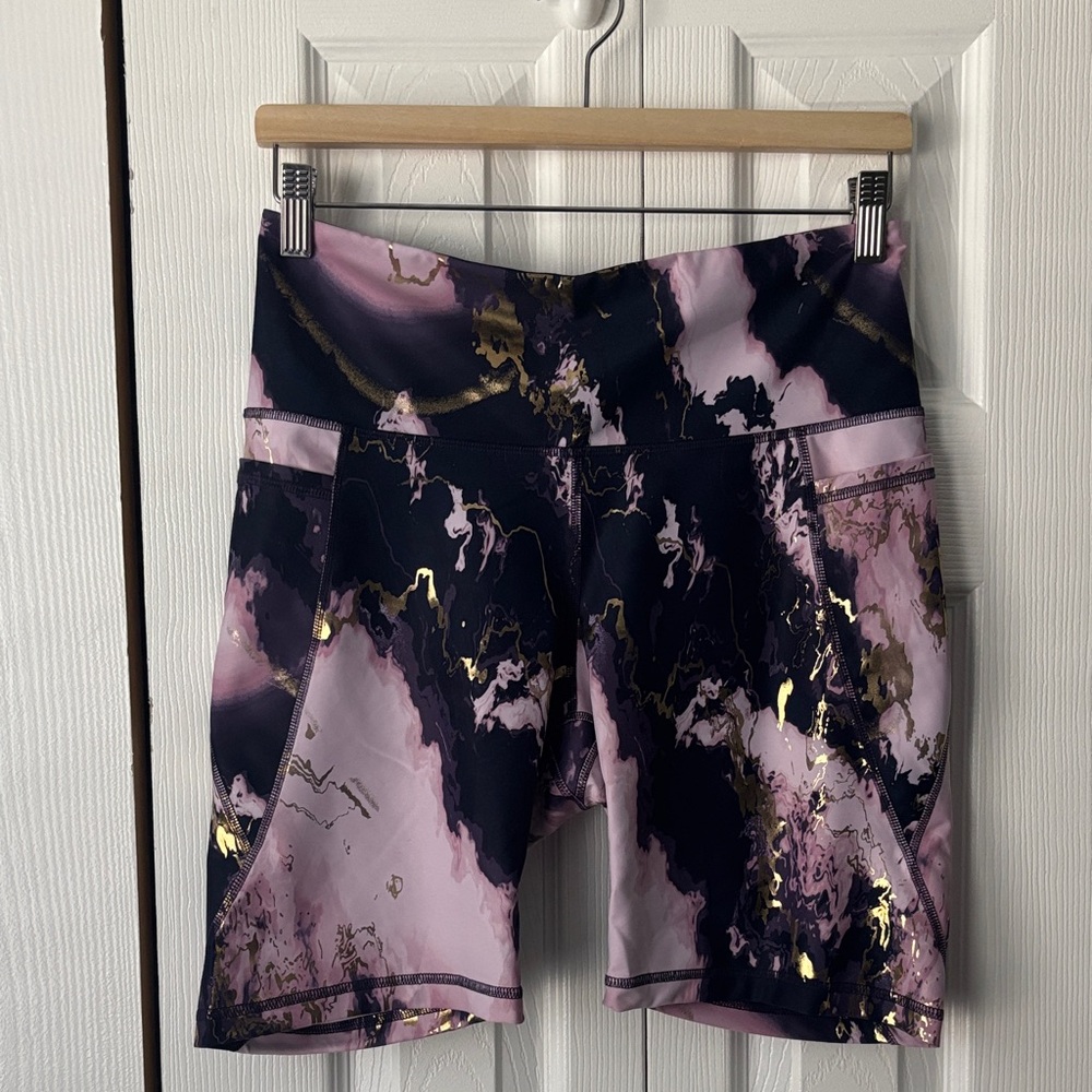 Old Navy Women's Pink and Gold Bike Shorts